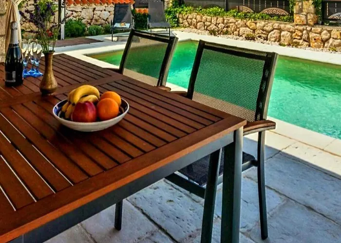 Vintage Residence Dramalj, Pool Self-Use